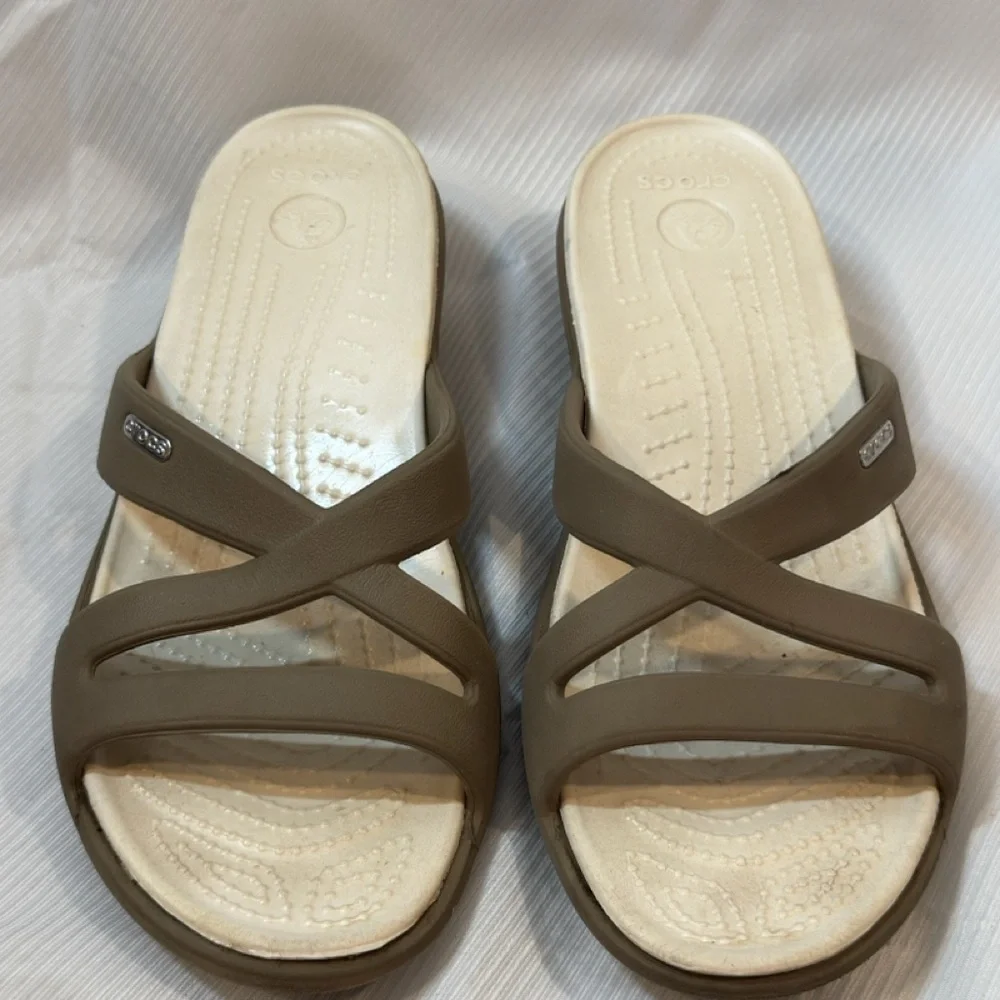 CROCS Women's Brown and Cream Slide Sandals - Picture 1 of 6